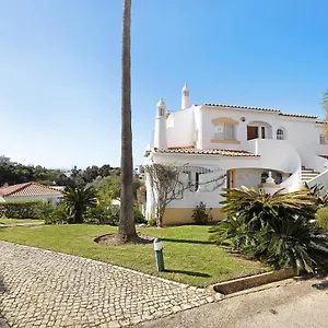 https://casa-primavera-carvoeiro-lagoa-8400-564.hotelaalgarve.com