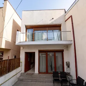 https://city-home-bucharest.bucharesthotelsnow.com